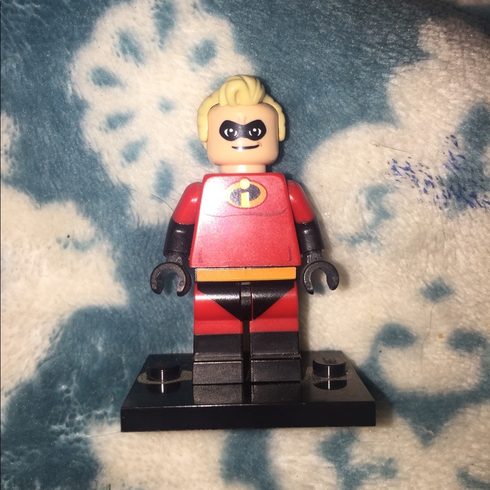 Disney Mr. Incredible LEGO figure w/ base